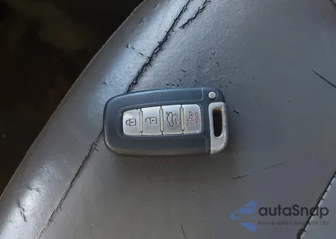 2011 Hyundai Sonata Limited 2.0T z USA, uszkodzony, nr VIN 5NPEC4AB7BH243928